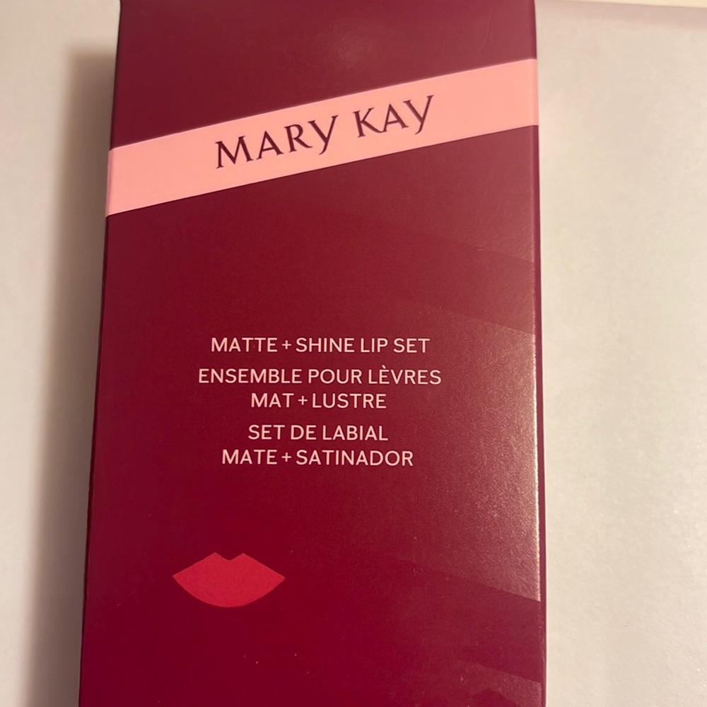Mary Kay Matte+Shine Lip Set